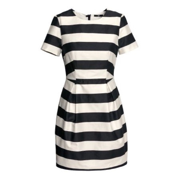 B&W striped dress - Picture 1 of 1